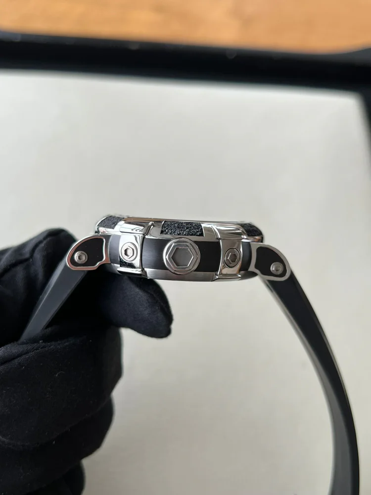 Romain Jerome Eyjafjallajokull DNA LE